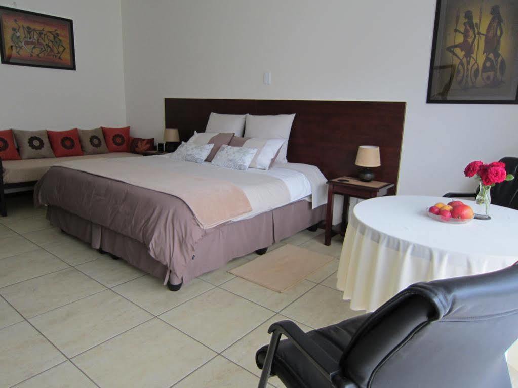 Amohela Guesthouse Midrand Εξωτερικό φωτογραφία